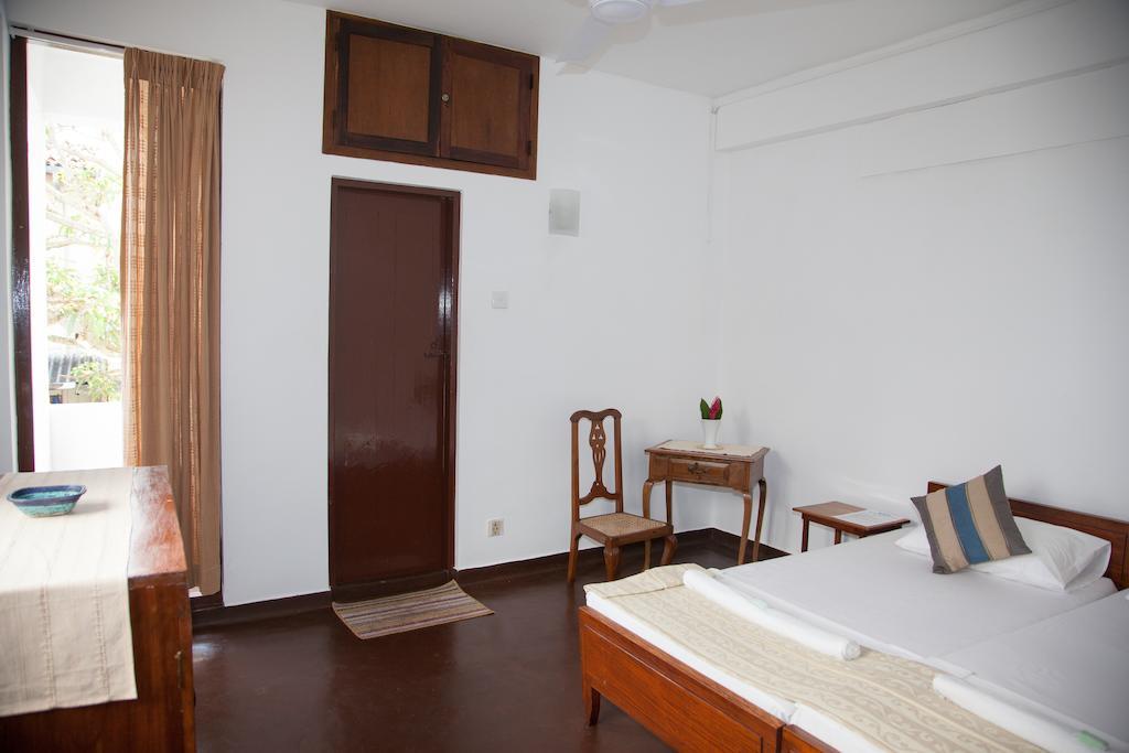 Blue Seas Guest House Dehiwala-Mount Lavinia Camera foto